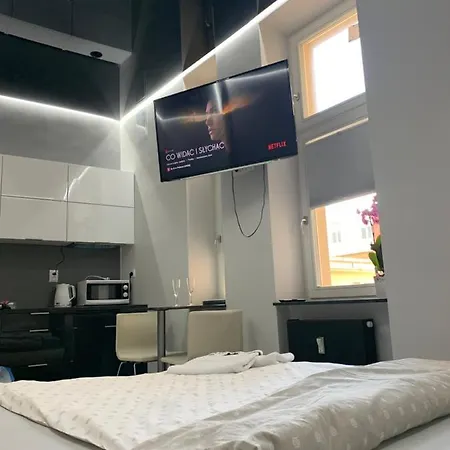 Nowoczesny Apartament: Targi Mtp I Pkp Apartment Poznan