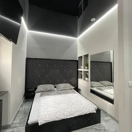 Nowoczesny Apartament: Targi Mtp I Pkp *